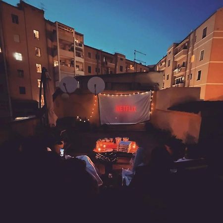 Appartamento Con Terrazzo Privato E Netflix Cagliari Dış mekan fotoğraf